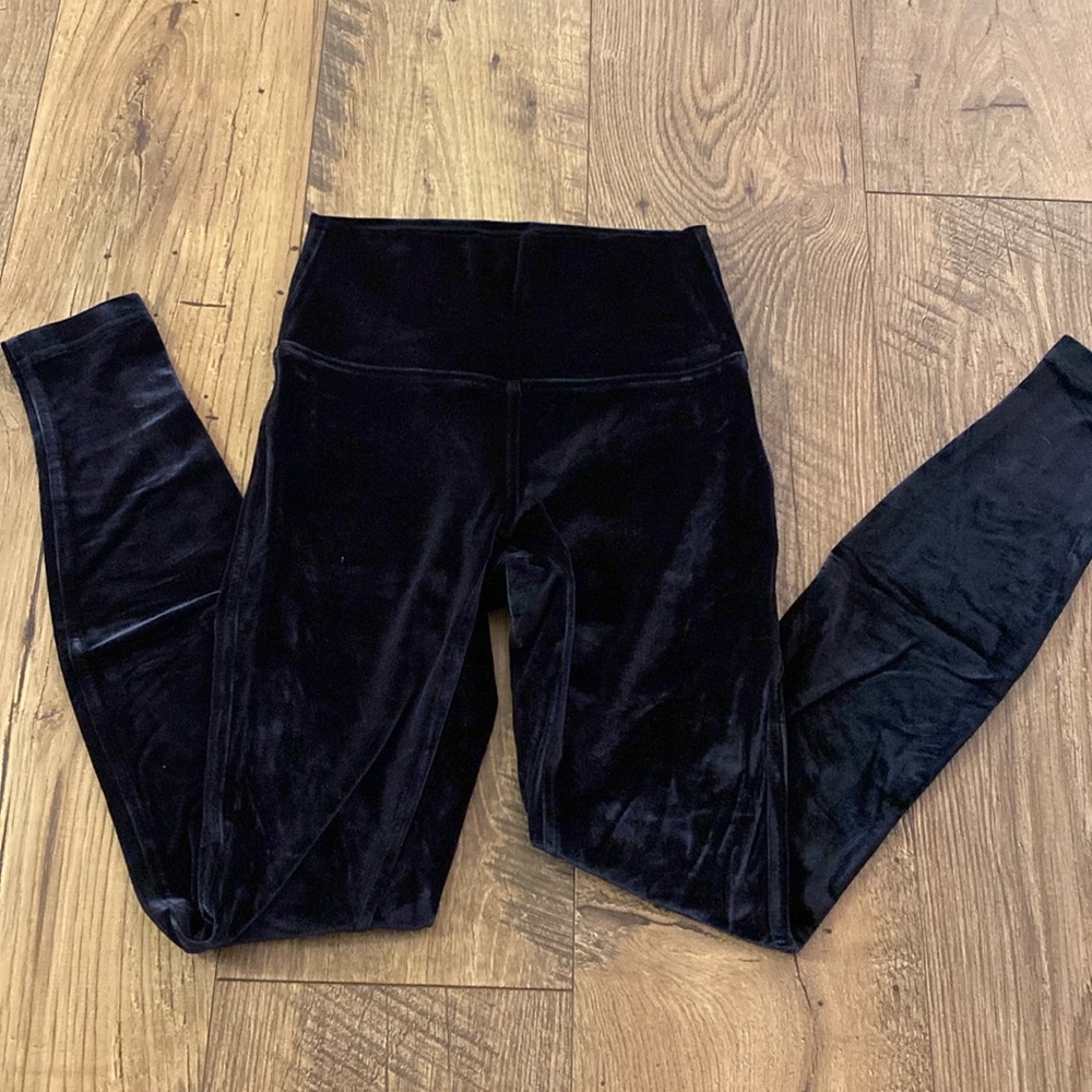 NWOT lulu velvet leggings, 4